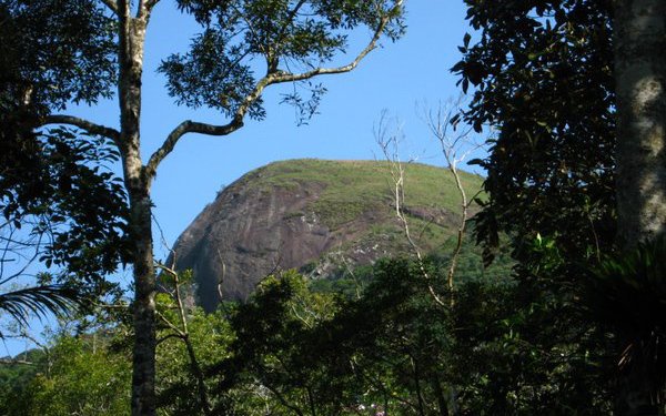 Face-Sul-pedra-grande