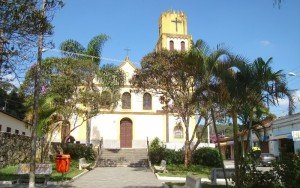 Taiçupeba-Igreja-de-Santa-Cruz-02